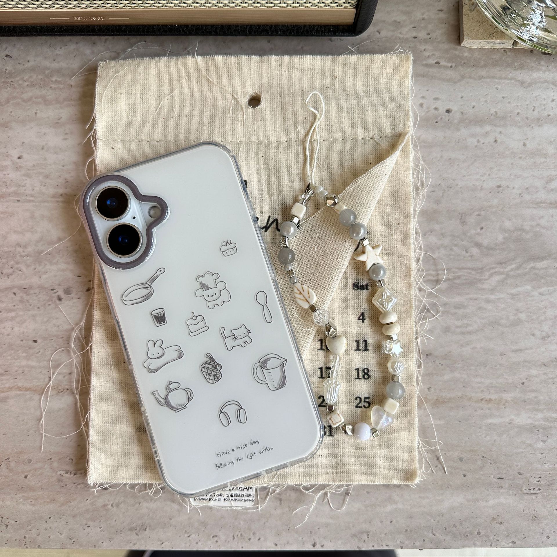 Líneas simples y lindas, graffiti, animales pequeños, apple 15ProMax, funda para teléfono móvil 16Pro femenino 14/13 nuevo 16