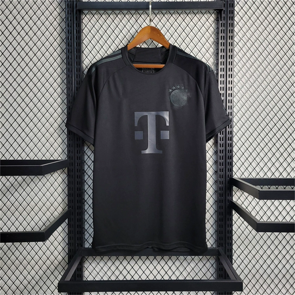 Коллекция футбольных футболок Barcelona Real Madrid Bayern Ajax Napoli Paris FC — разные дизайны, размеры S–XXL