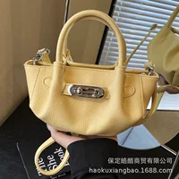Small design trend one-shoulder bag, summer shoulder bag