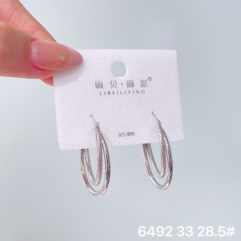 丽贝丽影丽银欧美时尚高级感素圈耳环2025新款爆款个性小众女耳圈|undefined