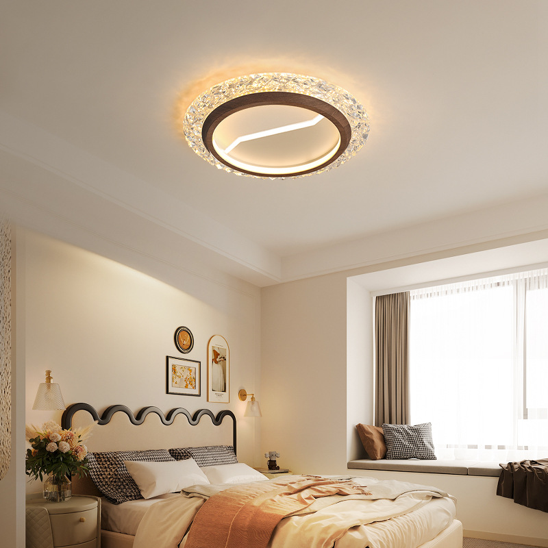 Luz de dormitorio lujosa y romántica francesa antigua lámpara de dormitorio principal lámpara de habitación lámpara de cristal minimalista lámpara de techo para los ojos