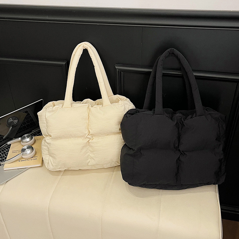 小众设计羽绒棉包女托特包单肩大容量简通勤质感2025新款秋冬潮女