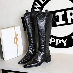 236-1 Retro Hand Grip Pattern European and American Winter Boots Women's Boots Coarse Heel Middle Heel Pointed Knig