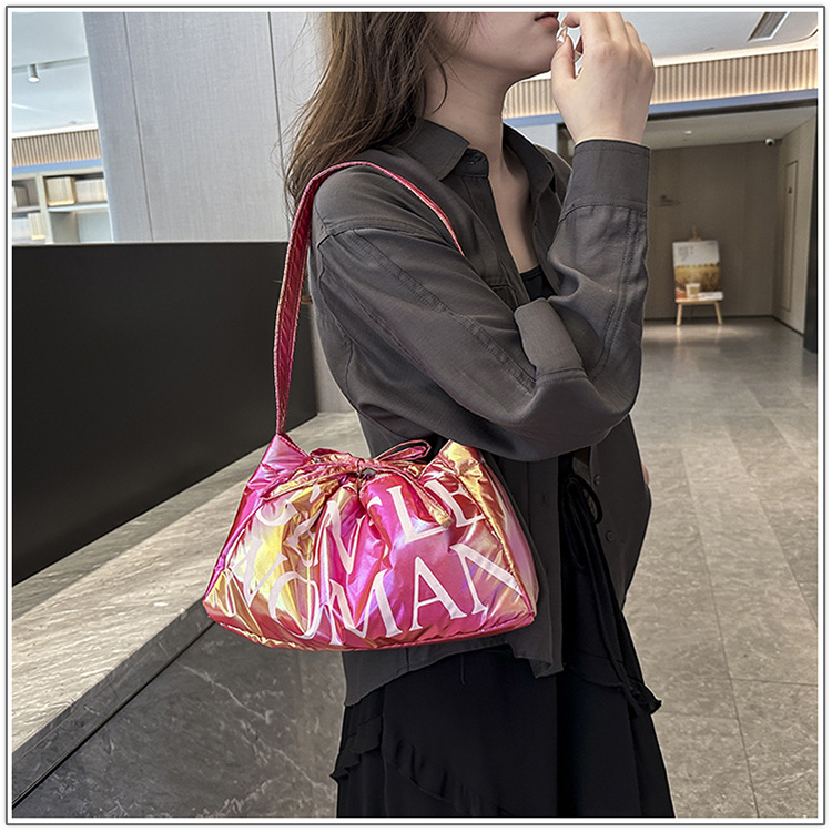 Versatile Laser Cool Dumpling Bun Fashion Shoulder Bun Large Capacity Simple Soft Bun_voghion.com