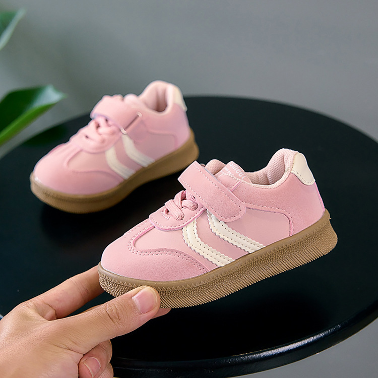 Zapatos de calcetín tejidos para niños, primavera 2025, nuevos tenis transpirables para niños de 1 a 5 años, zapatos de calcetín sin cordones para niños