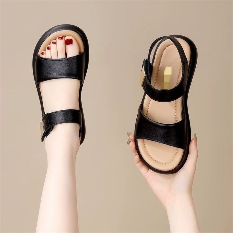 Sandalias de hadas de fondo plano para mujeres 2025 verano nuevo estilo de moda con suela suave con falda zapatos de playa antideslizantes para mujeres embarazadas