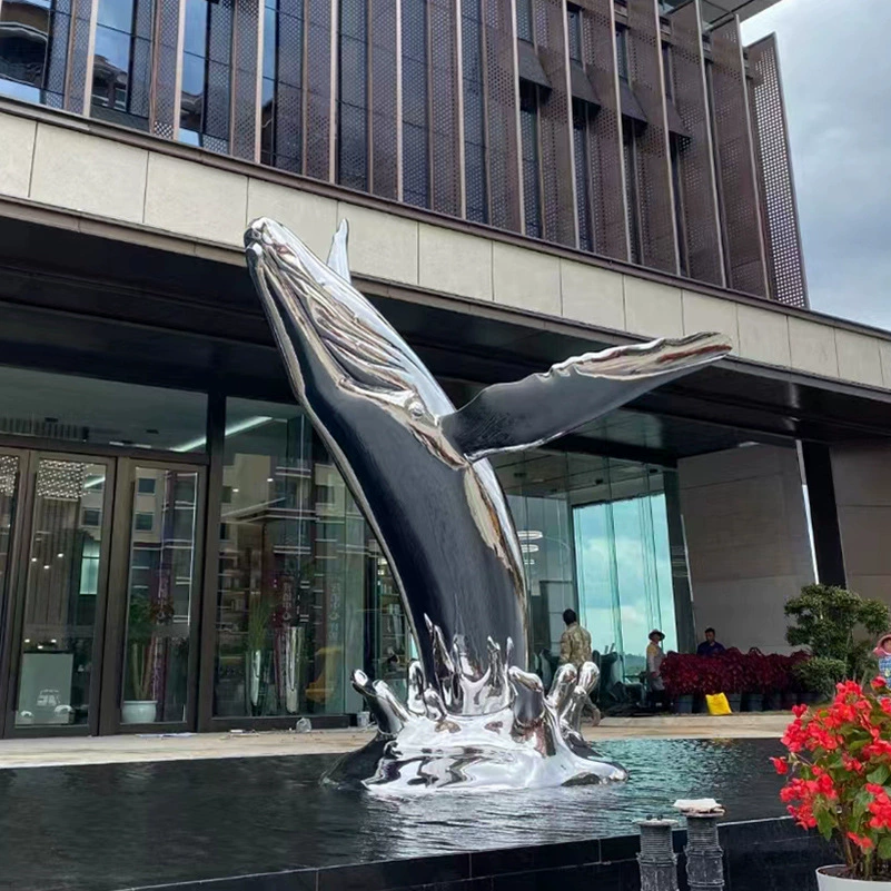 Масштабная скульптура из нержавеющей стали производитель кампуса зеркальная полая кольцевая рыбная площадь сад абстрактная скульптура