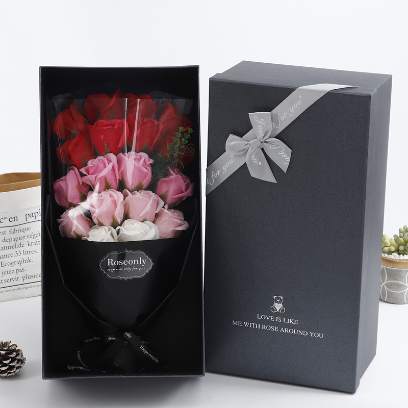 黑盒18朵花束 红渐变