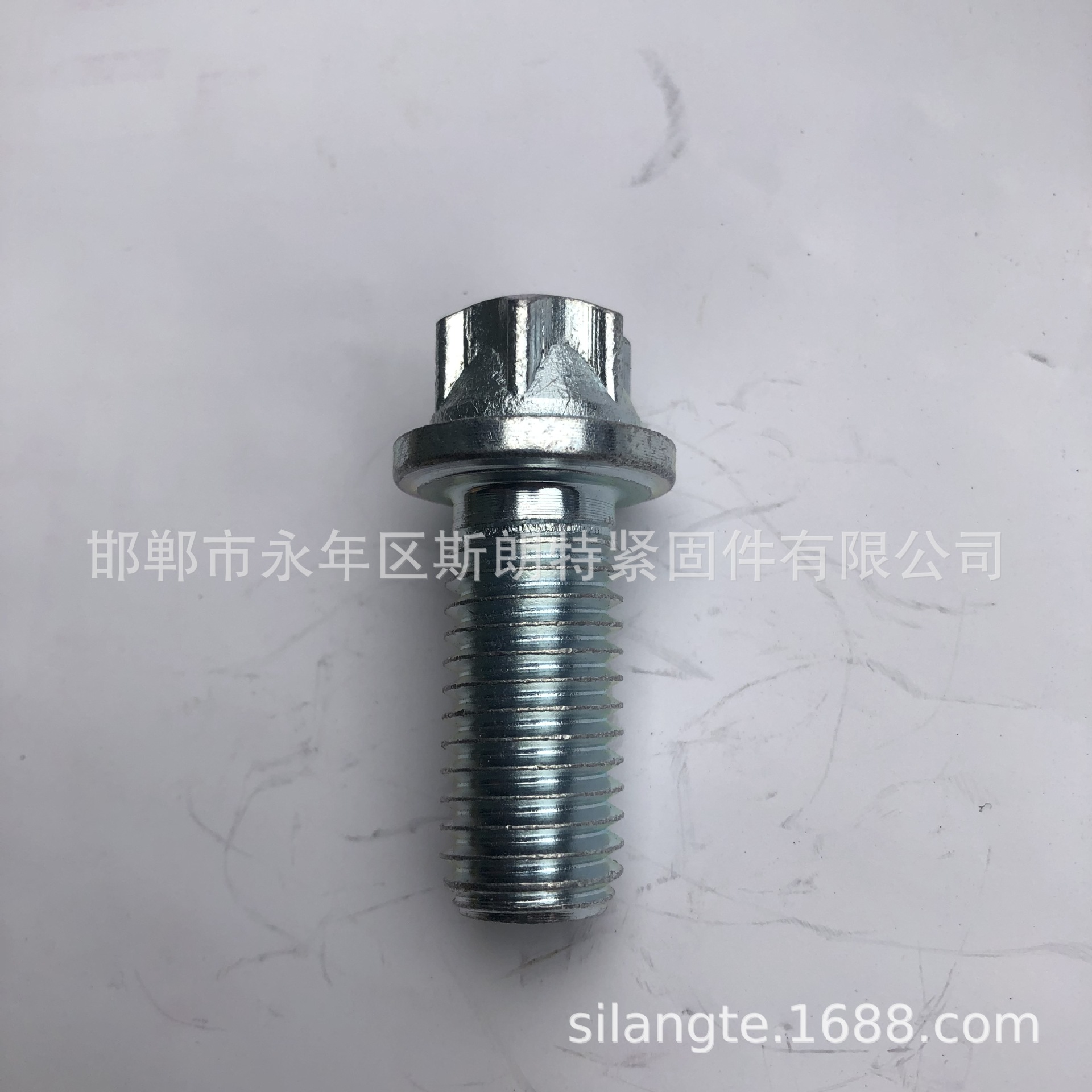 大法兰面梅花头螺栓DIN34801梅花头凸缘螺钉ASMEB18.2.1 JASOF116