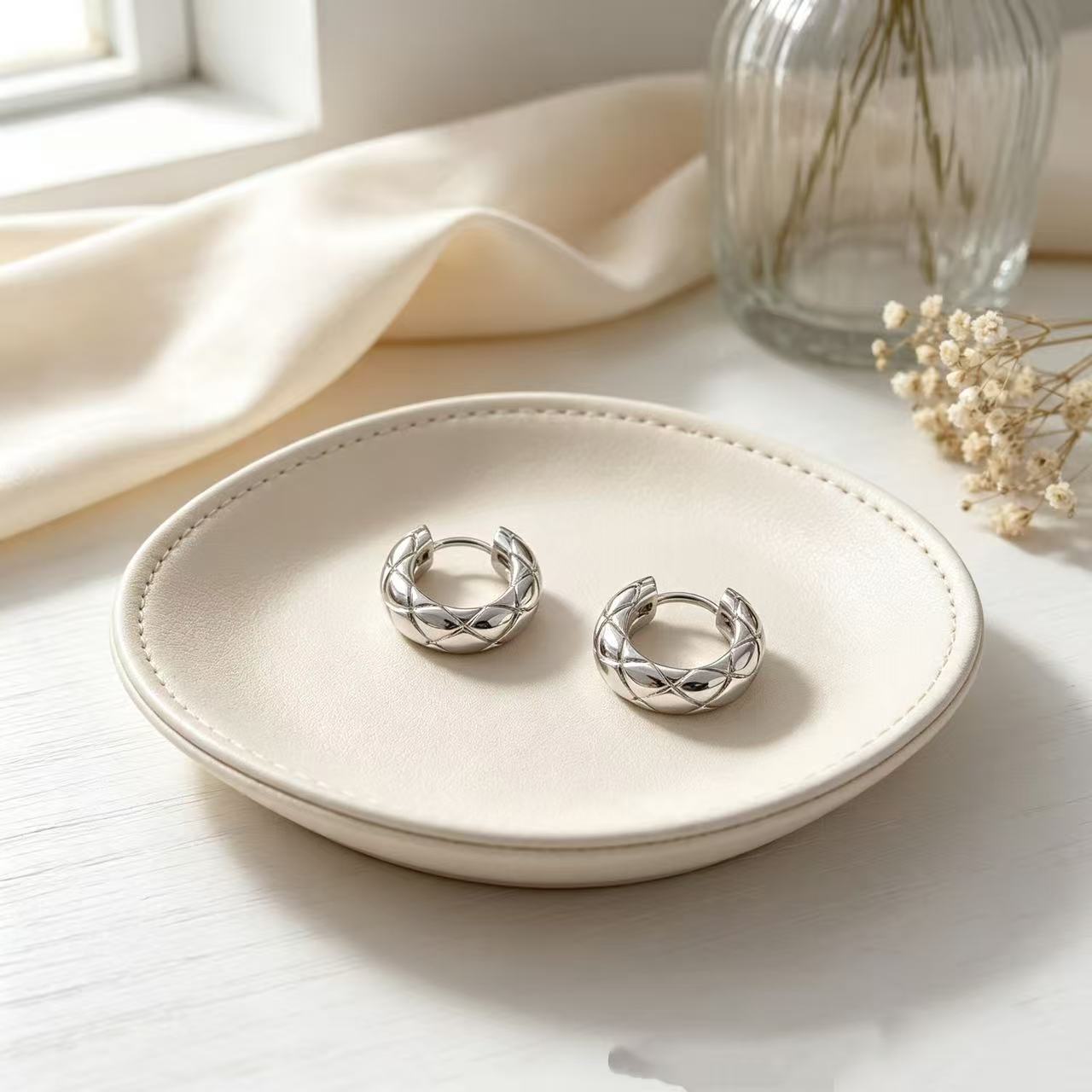 S925 Sterling Silver Diamond Pattern Earrings Women