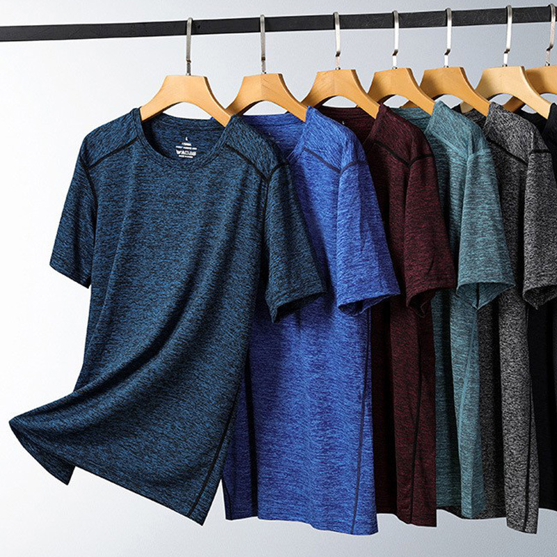 Camiseta de manga corta de seda helada de talla extra grande para hombre, estilo casual moderno, de ajuste holgado, de secado rápido, versátil, sin necesidad de planchado.