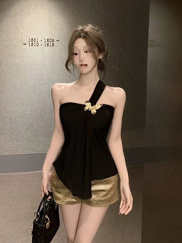 Summer Slim-Fit Butterfly One-Shoulder Tube Top for Women, Pure and Sexy, High-End Short Black Backless Top for Outerwear Summer Slim-Fit Butterfly One-Shoulder Tube Top for Women, Pure and Sexy, High-End Short Black Backless Top for Outerwear
