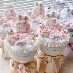 ガールフレンドや親友へのバレンタインデーの誕生日プレゼント、漫画の人形、キティ人形、ハンドスティックブーケ、完成品
