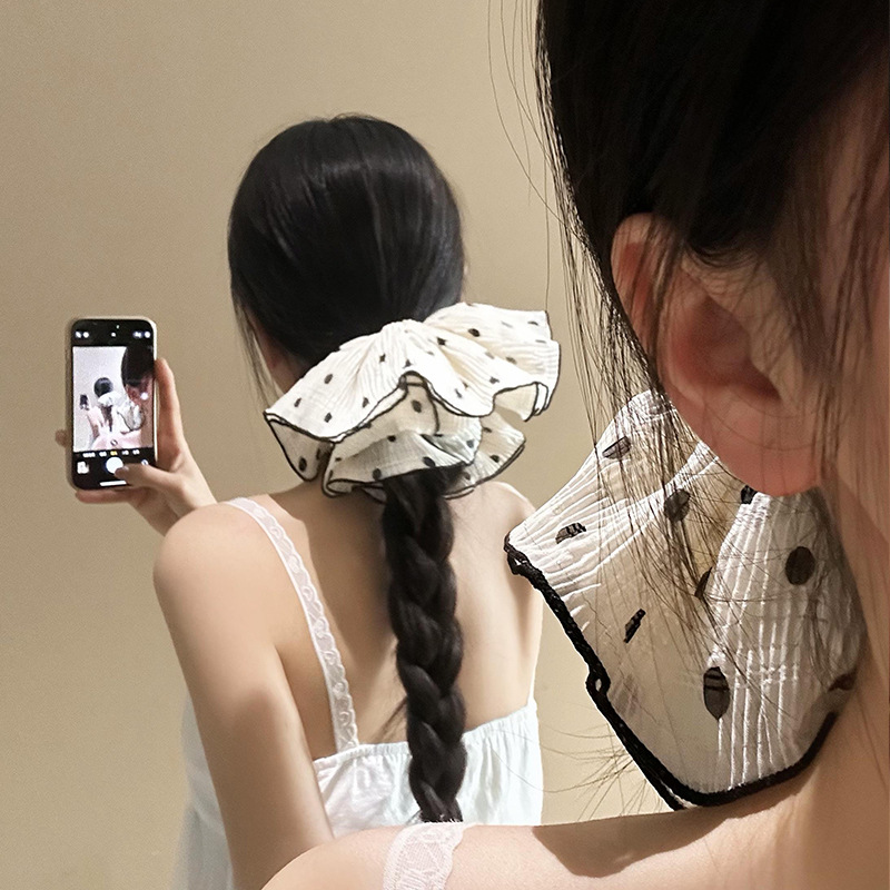 887778651683m9e000962-4739-460