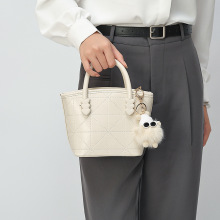 �羳���Q2025�����¿�С���OӋ���ذ��ٴ����а�б����������Ů