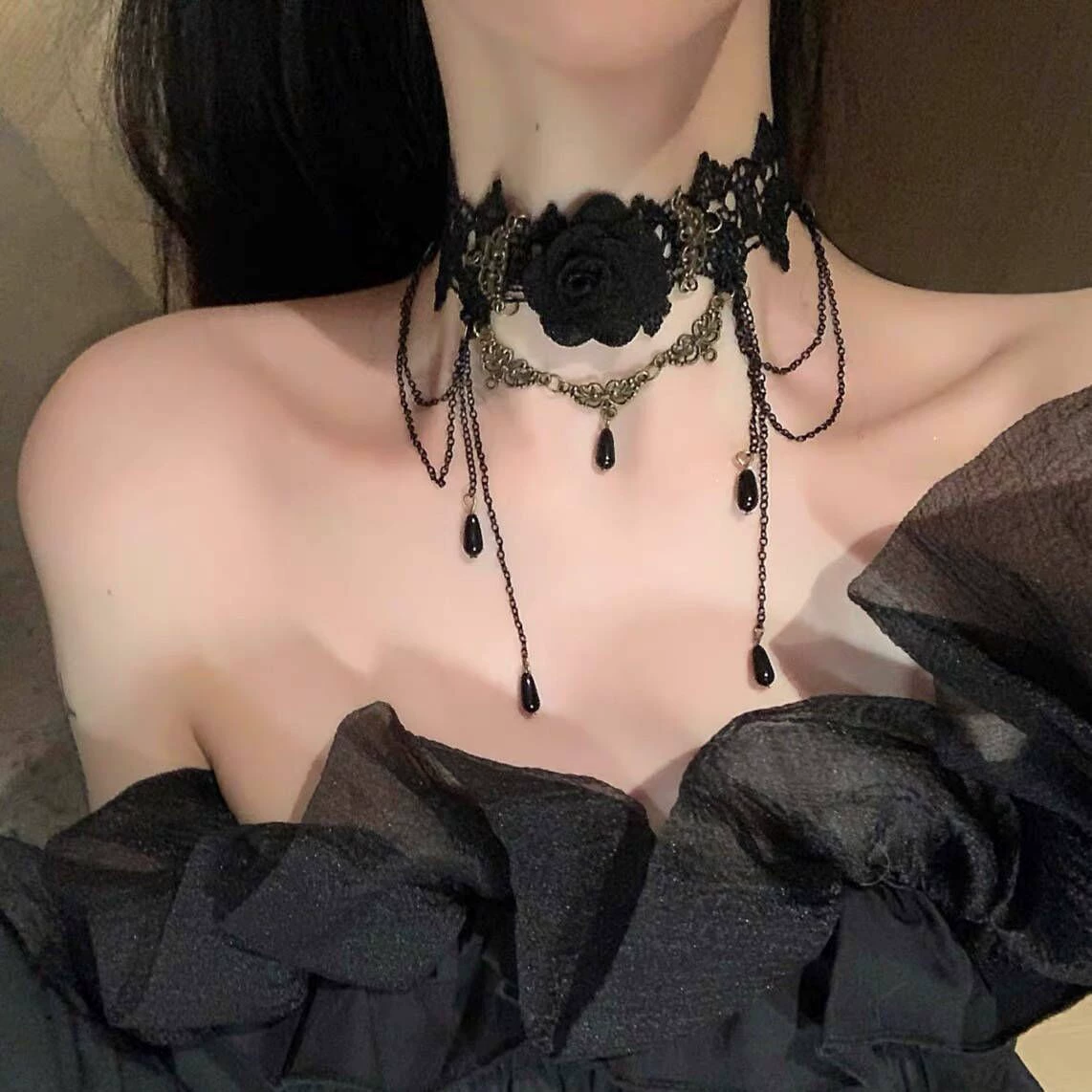 Black accessory, necklace with tassels, pendant, choker, floral print