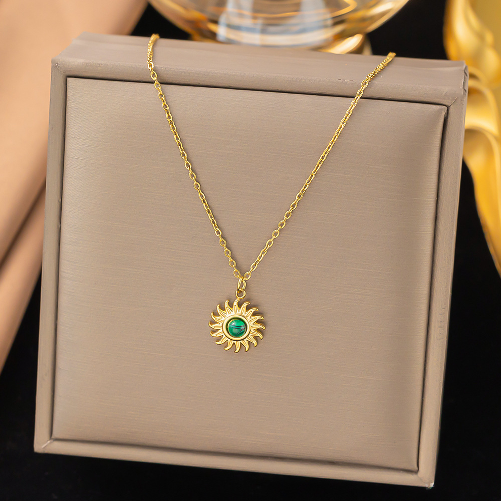Women's Gender Modern Style, Sweet, Classic Style Style Waterproof Non Tarnish, Plating Craft PVD Coated Real Gold Plated Geometric Titanium Steel Modern Style Sweet Classic Style Waterproof Non Tarnish Titanium Steel Pendant Necklace