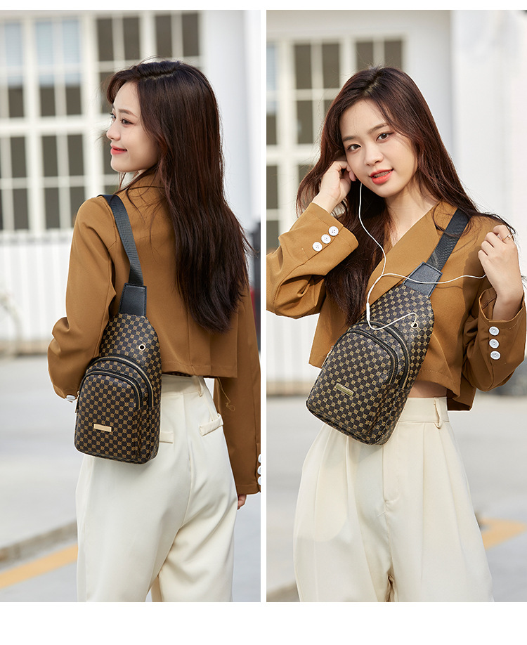 Women's Basic Classic Style Printing Pu Leather Waist Bags display picture 1