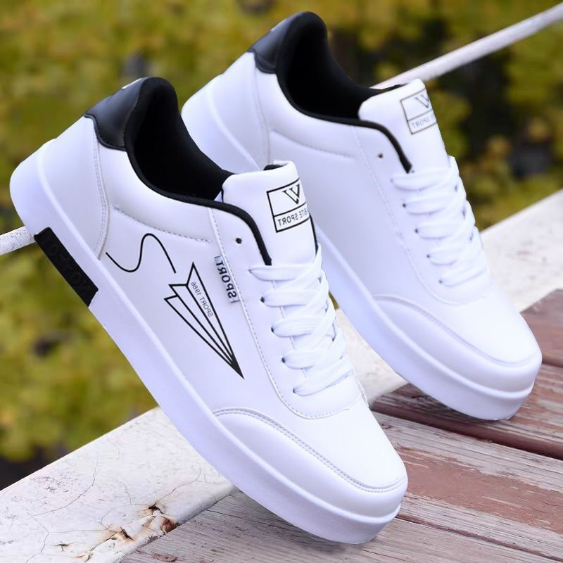 Pequeños zapatos blancos para hombres 2024 nuevos zapatos de moda de primavera zapatos deportivos para hombres zapatos casuales bajos zapatos de moda para hombres