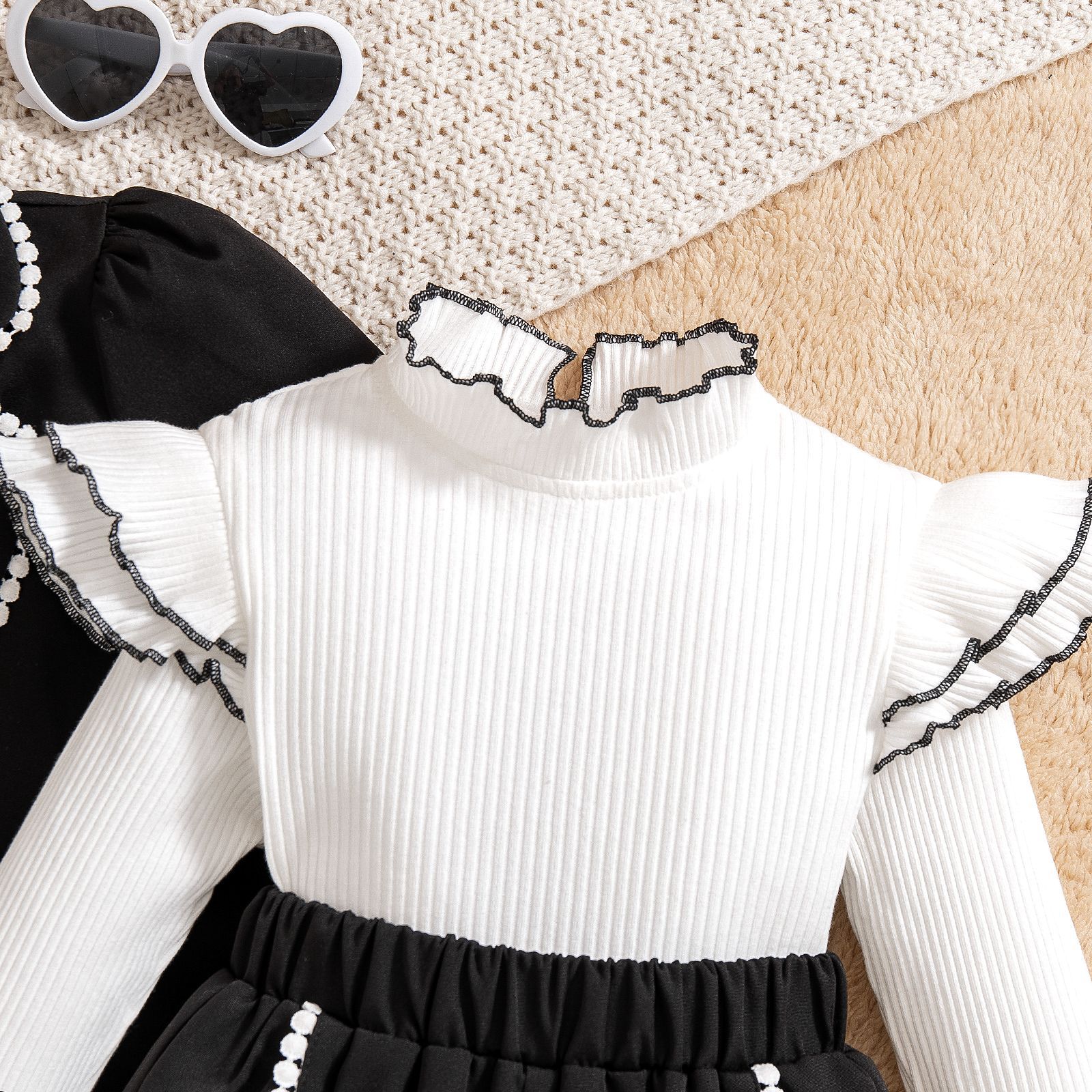 (2개) 아마존 24 가을과 겨울 긴 소매 옷깃 세트 재킷 긴 소매베이스 티셔츠 세트 반바지 소녀 3 조각 세트