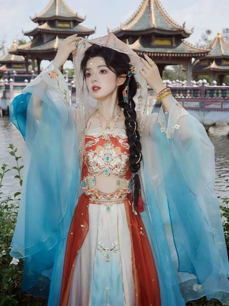 Оригинальные элементы вышивки в пустыне Чанъэ в Ханфу