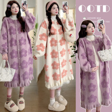 孕妇冬季新款加厚宽松毛衣开衫中长款外套+针织流苏打底裙两件套