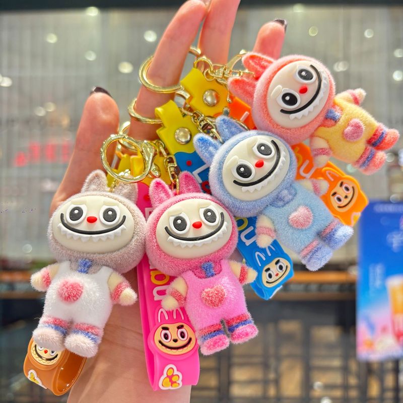 国境を越えた新しい漫画ギターを弾くラブブ羊キーホルダーペンダント学生かわいいスクールバッグキーホルダー卸売|undefined