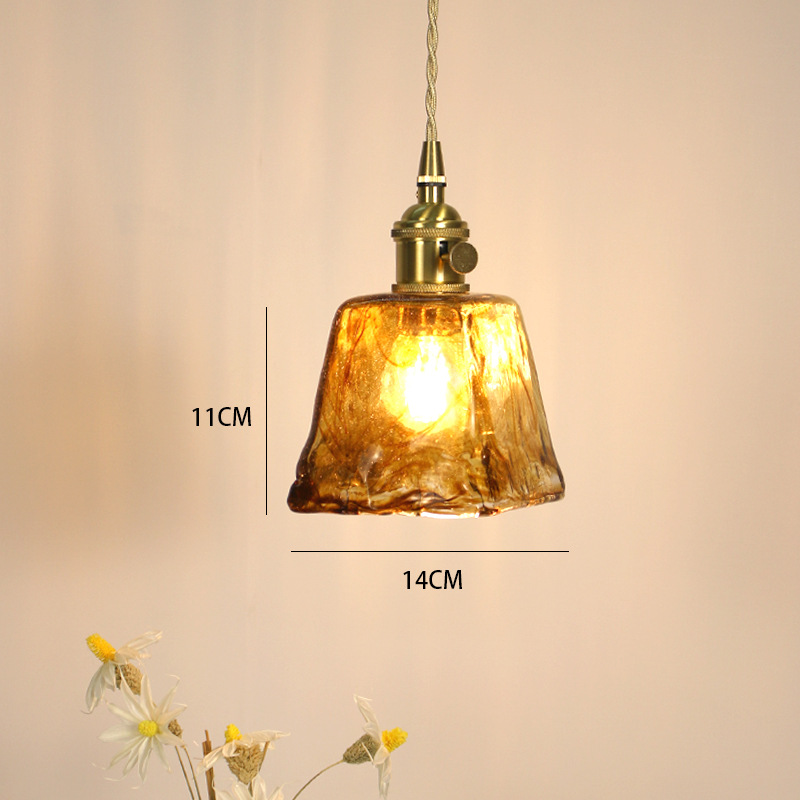 Lámpara de vidrio de ámbar retrógrado de latón nostálgico estilo tranquilo dormitorio dormitorio comedor bar portail candelabro