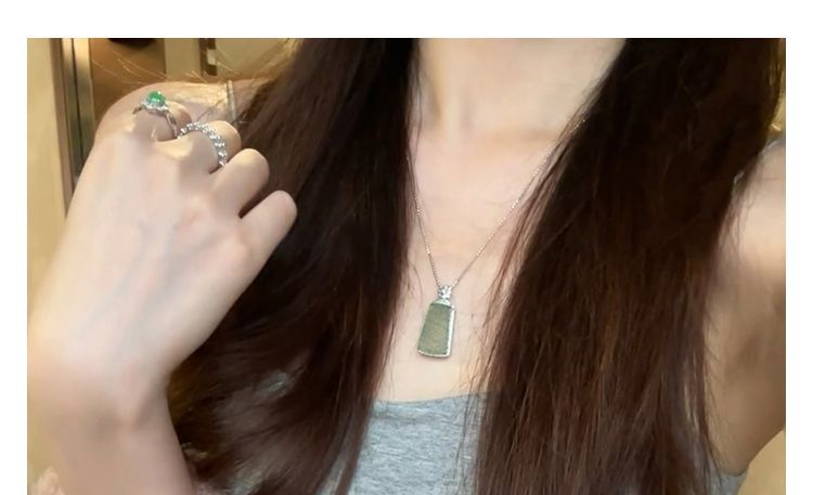 Mặt dây chuyền ngọc bích tự nhiên A hàng xanh nước biển không làm gì, khung bạc sterling đính đá chi tiết 17