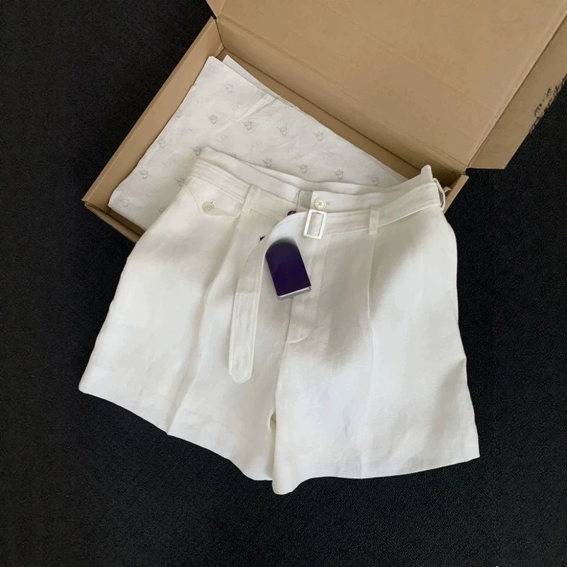 2025 New Old Money Style White Tencel Linen Casual Drapey Shorts for Women, High-Waisted Petite Cotton-Linen Wide-Leg Pants 2025 New Old Money Style White Tencel Linen Casual Drapey Shorts for Women, High-Waisted Petite Cotton-Linen Wide-Leg Pants