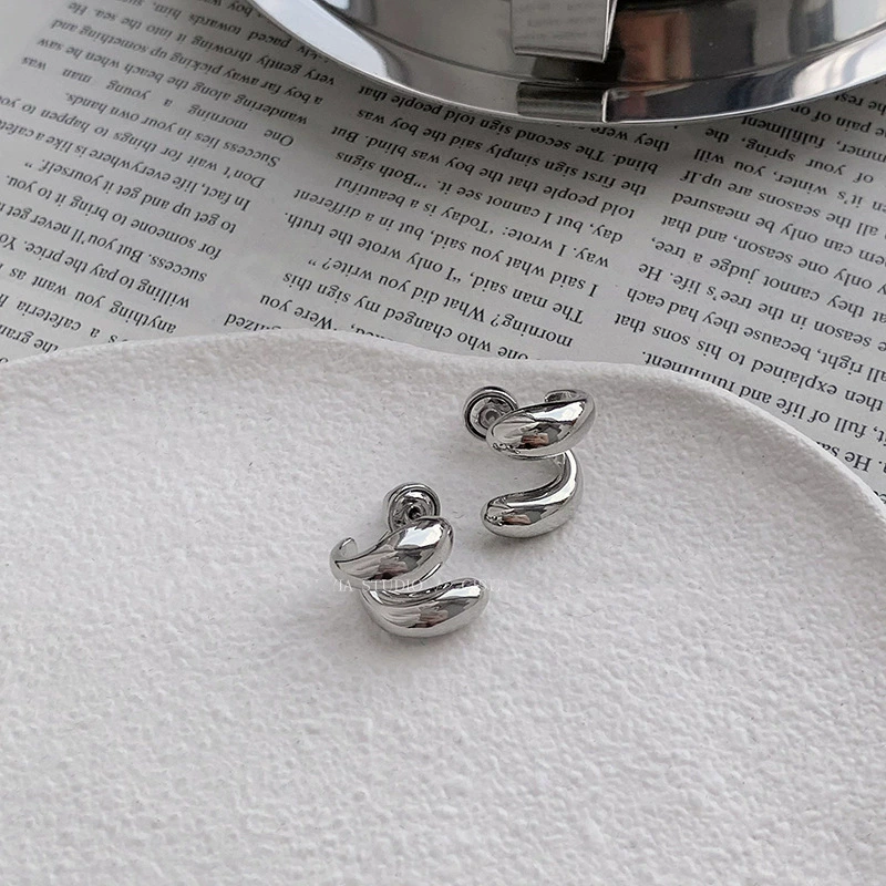 Korean ear clips, small earrings, no pierced ears