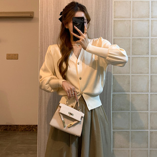 ��ɫV�Iᘿ��_��Ů�����������ë�¶̿����������������������