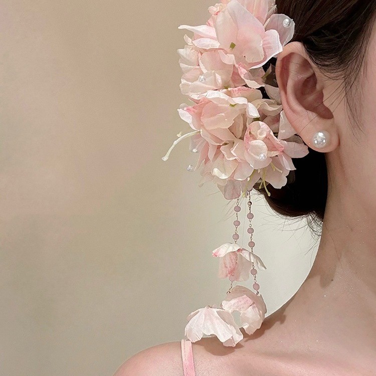 Fermaglio per capelli con fiore di begonia e nappe accessorio donna_voghion.com