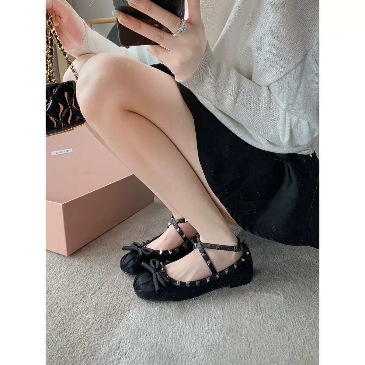 葡萄妈studiolee 寻梦巴黎新款圆头浅口撞色蝴蝶结铆钉平底单鞋女