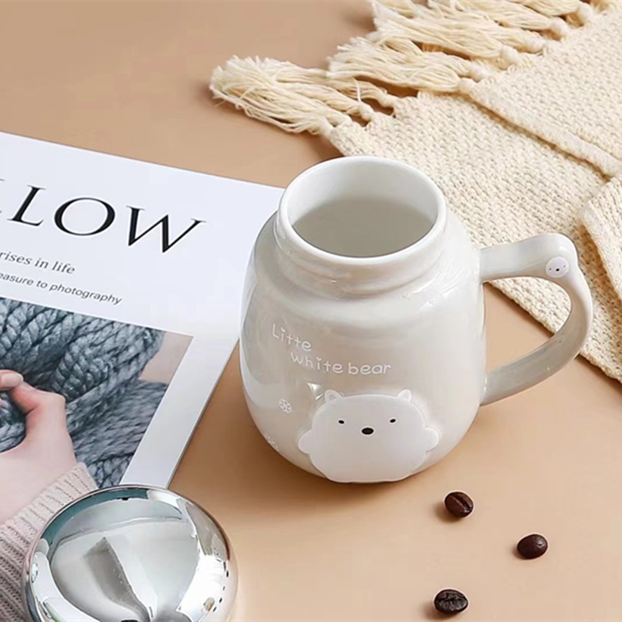 Taza de cerámica cubierta de espejo doméstica de alto valor visual en relieve taza de animales pequeños de oficina cubierta a prueba de fugas taza