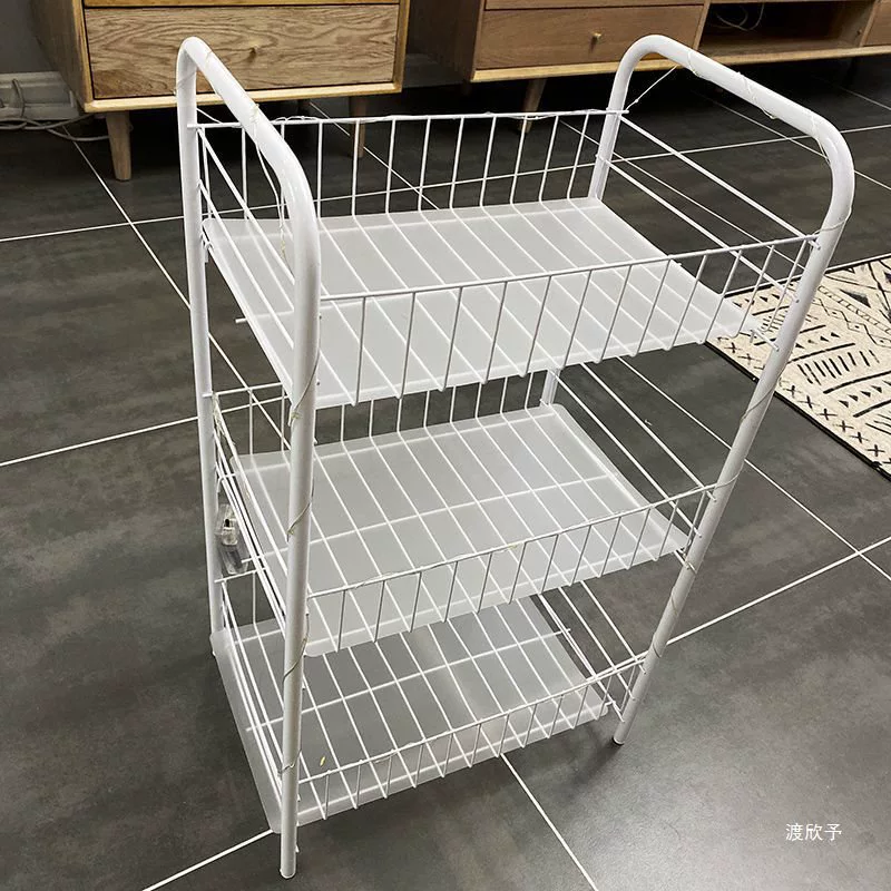 Snack truck Vegetable rack Fruit and vegetable basket Kitchen storage rack Mobile storage rack Organize multi-layer trolley belt -> Тележка для перекусов? Нет: Snack truck = тележка для закусок, Vegetable rack = стеллаж для овощей, Fruit and vegetable basket = корзина для овощей и фруктов, Kitchen storage rack = полка для кухни, Mobile storage rack = мобильная полка для хранения, Organize multi-layer trolley belt = Органайзер многоярусная тележка ремень - слишком длинно. perhaps: Тележка-стеллаж для продуктов, корзина для овощей и фруктов, кухонная полка для хранения, передвижная полка, многоуровневая тележка