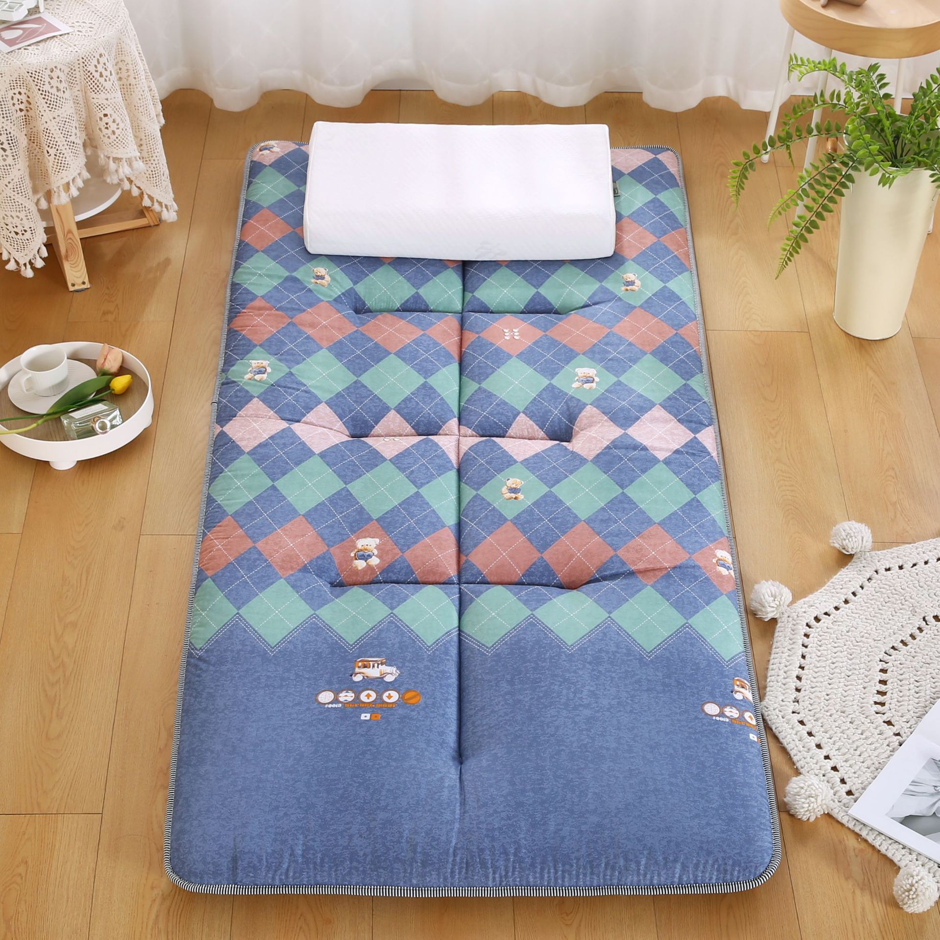 장난 꾸러기 곰 (2 층면)