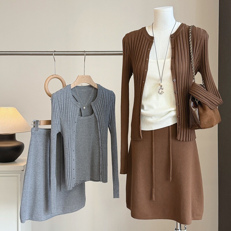 2026 Autumn New Korean Style Elegant Long Sleeve Knitted Cardigan + Base Layer Vest + Slimming Skirt Three-Piece Set for Women