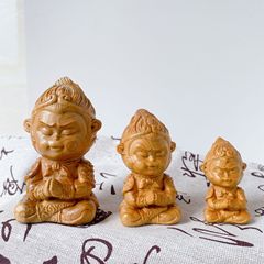 崖柏木雕小悟空男士文玩手把件隨身雕刻猴子禪意茶寵