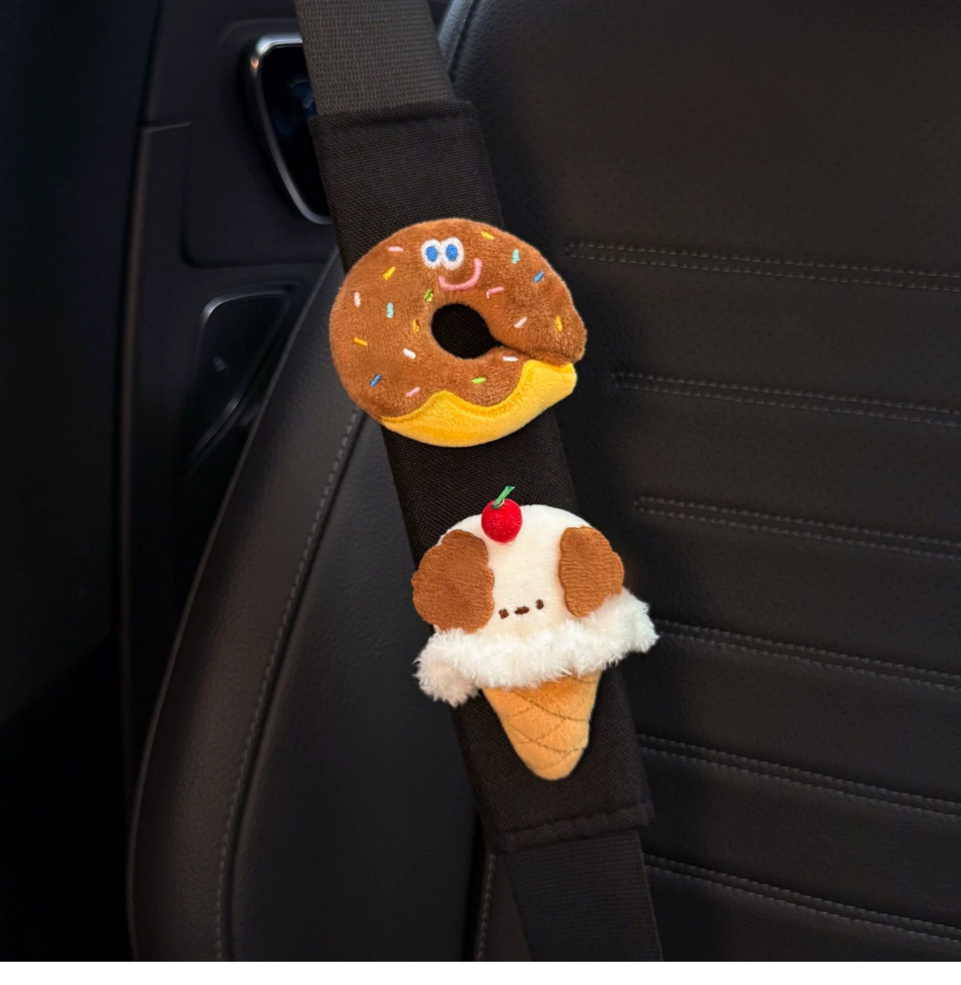 2026 New Car Seatbelt Shoulder Pads, Car Interior Seatbelt Decoration, Anti-Wear Clothing, Cute Couple Set