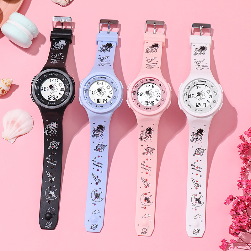 Reloj Comercio exterior nuevo reloj deportivo correa de acero de la aleación de los hombres reloj de cuarzo luminoso reloj de los hombres de moda