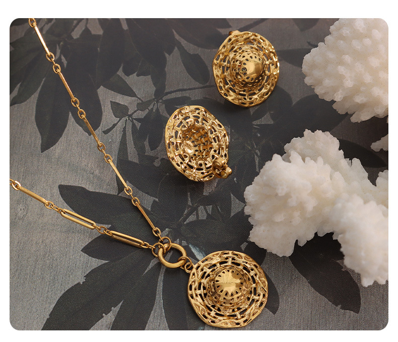 French Style Geometric Titanium Steel Plating Earrings Necklace