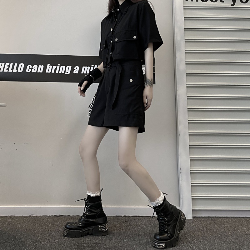 리얼 샷 디아블로 툴링 세트 여자 2021 년 여름 블랙 슬림 셔츠 높은 허리 넓은 다리 반바지 투피스 세트