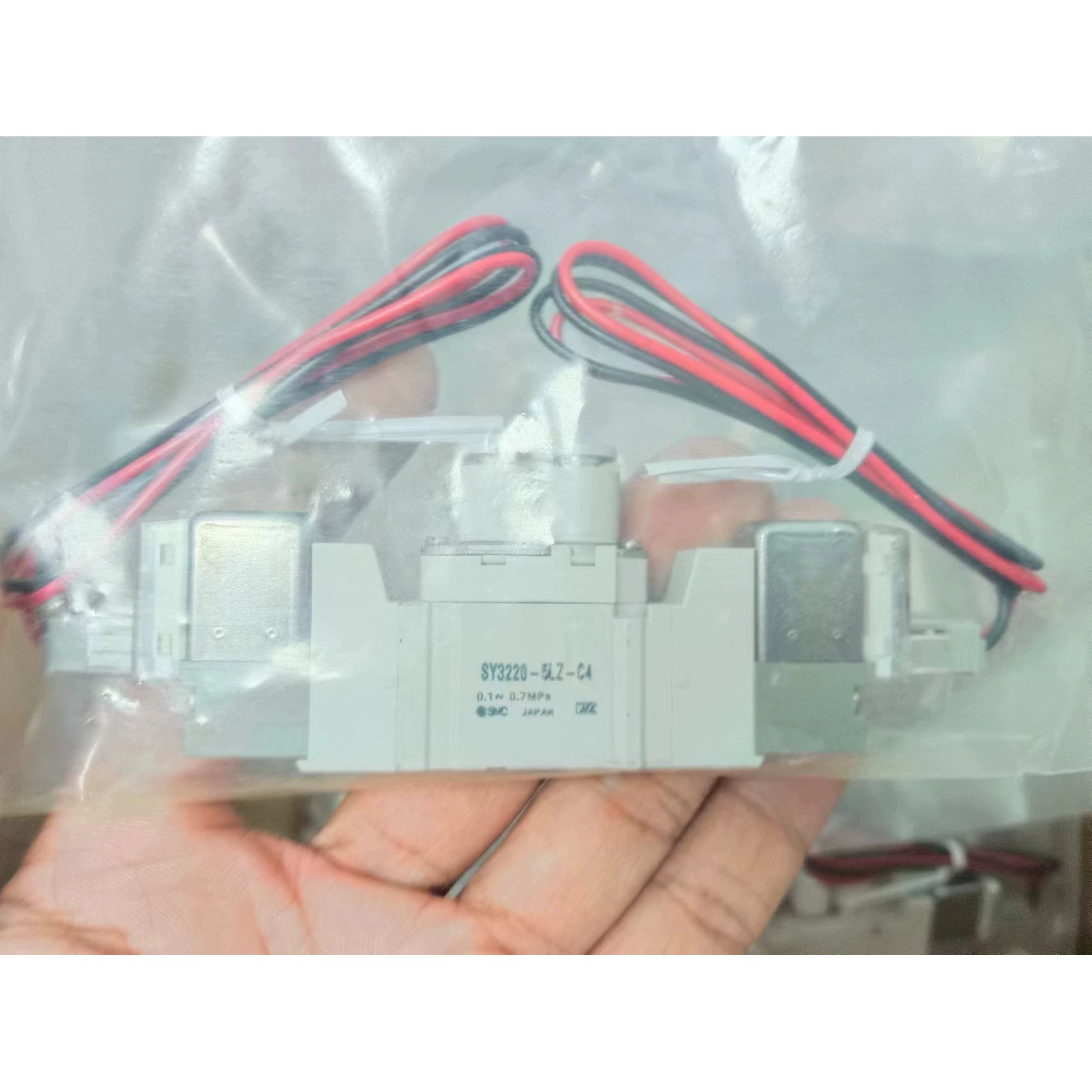 Япония 5-ходовой электромагнитный клапан SMC SY3220-5LZ-C4 [Накаказе] Офис Центрального региона Чжоу Шэнсянь