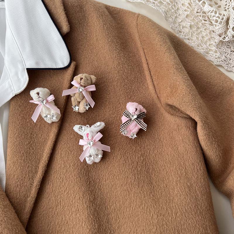 Ours et petit lapin ~ Broche mignonne en forme de cœur avec nœud papillon et strass, version coréenne_voghion.com