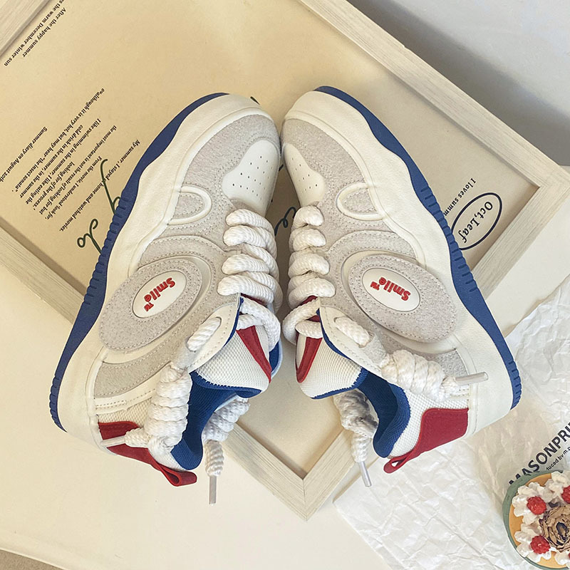 Yuanbo 2023 verano nuevos deportes zapatillas de las mujeres nicho original diseño versátil plataforma casual zapatos blancos