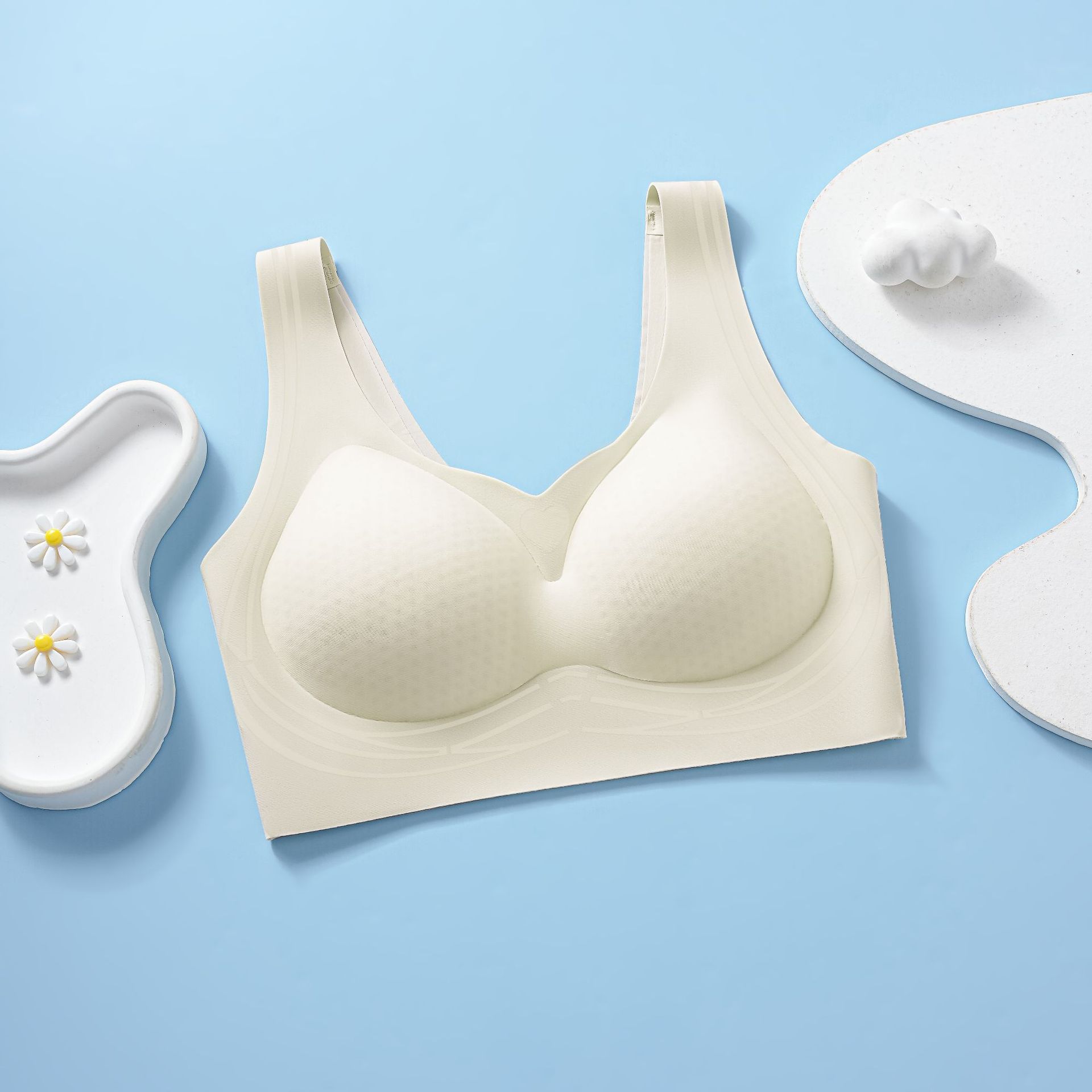 Venta directa de fábrica Comercio electrónico transfronterizo Sudeste de Asia Vietnam Tailandia Ladies Cool Sensación Sin costuras Recolección lateral Sujetador