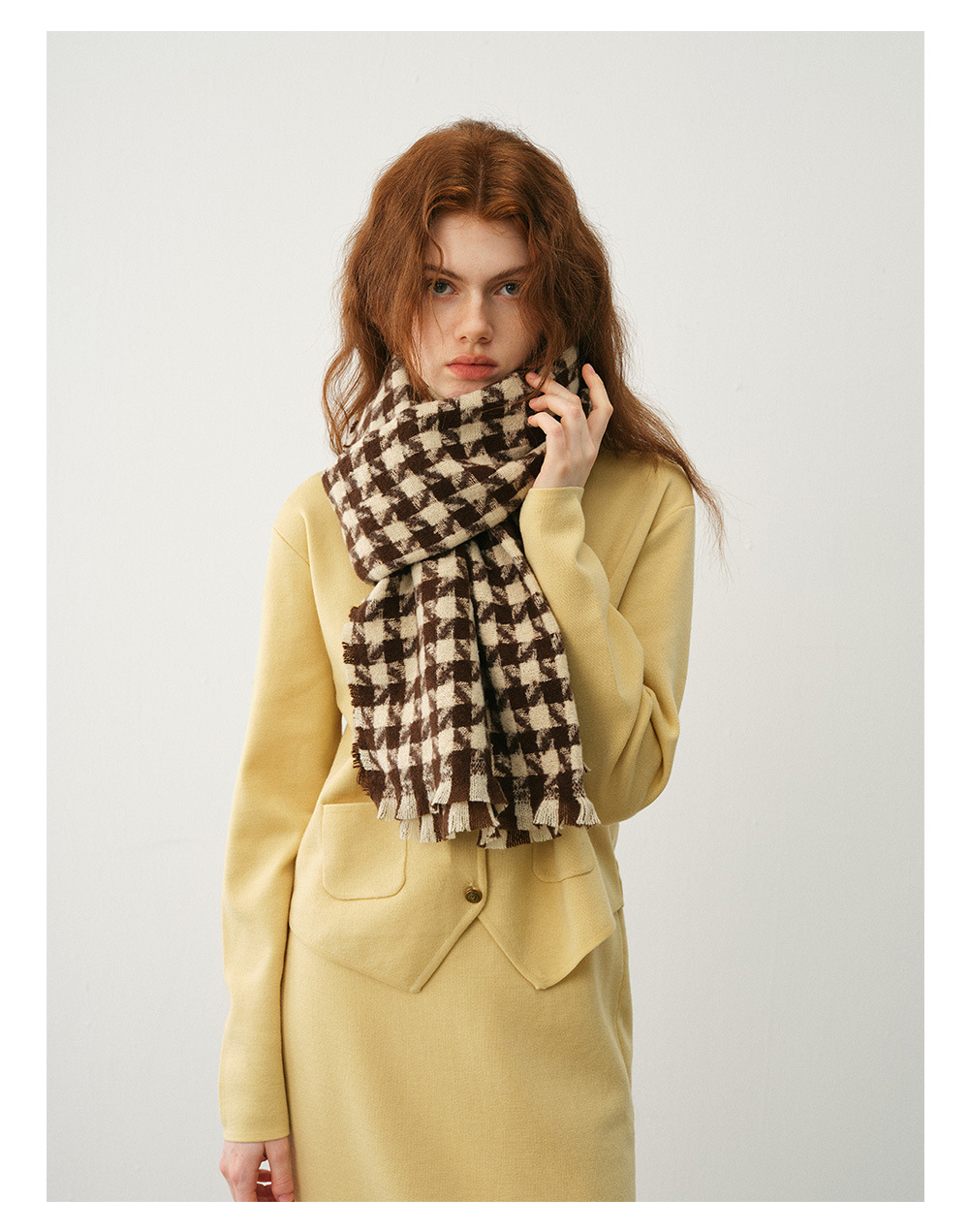 Design sense classic windmill thousand bird check imitation cashmere scarf women's winter warm atmosphere loose beard bib shawl_voghion.com