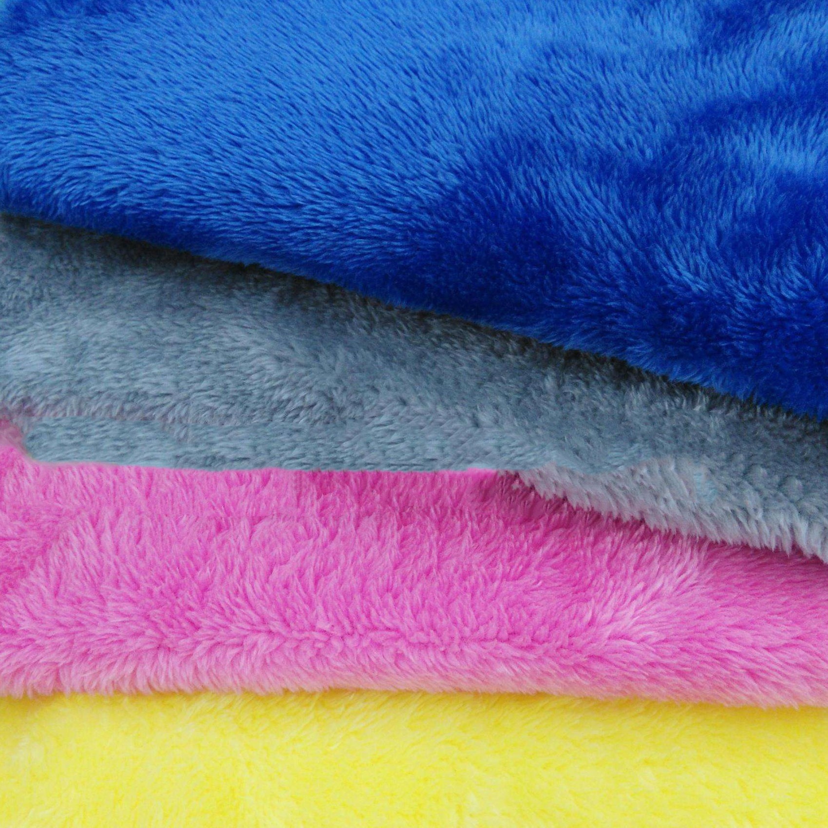Tela de forro polar de una cara de terciopelo ártico de 180 g de origen Keqiao, tela de doble cara para juguetes y textiles del hogar, en stock, venta directa, superventas en primavera. image 3