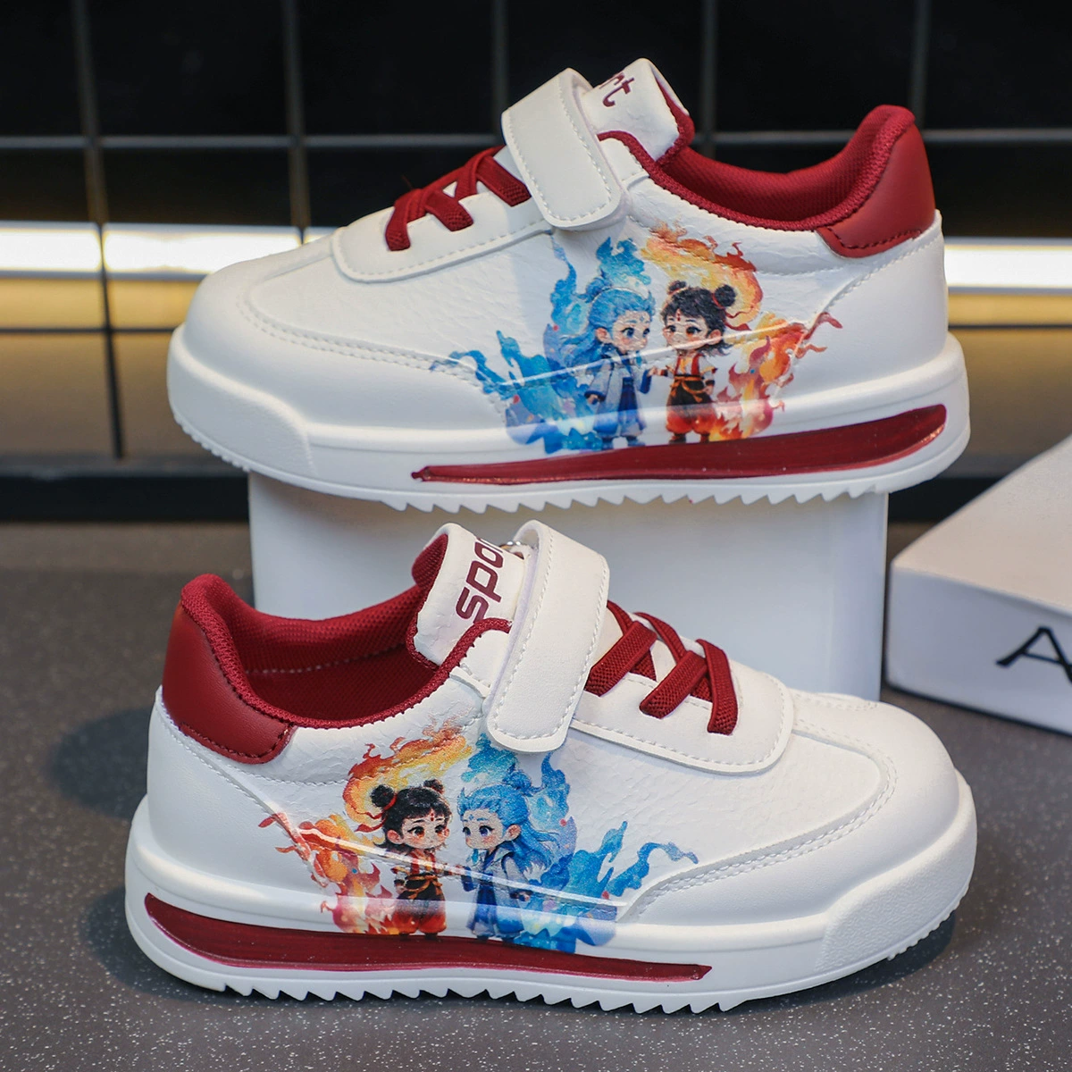 Обувь для мальчиков и девочек, белые туфли для студентов, кожаные туфли весна-осень 2025, водонепроницаемые кроссовки, детские спортивные туфли, кроссовки